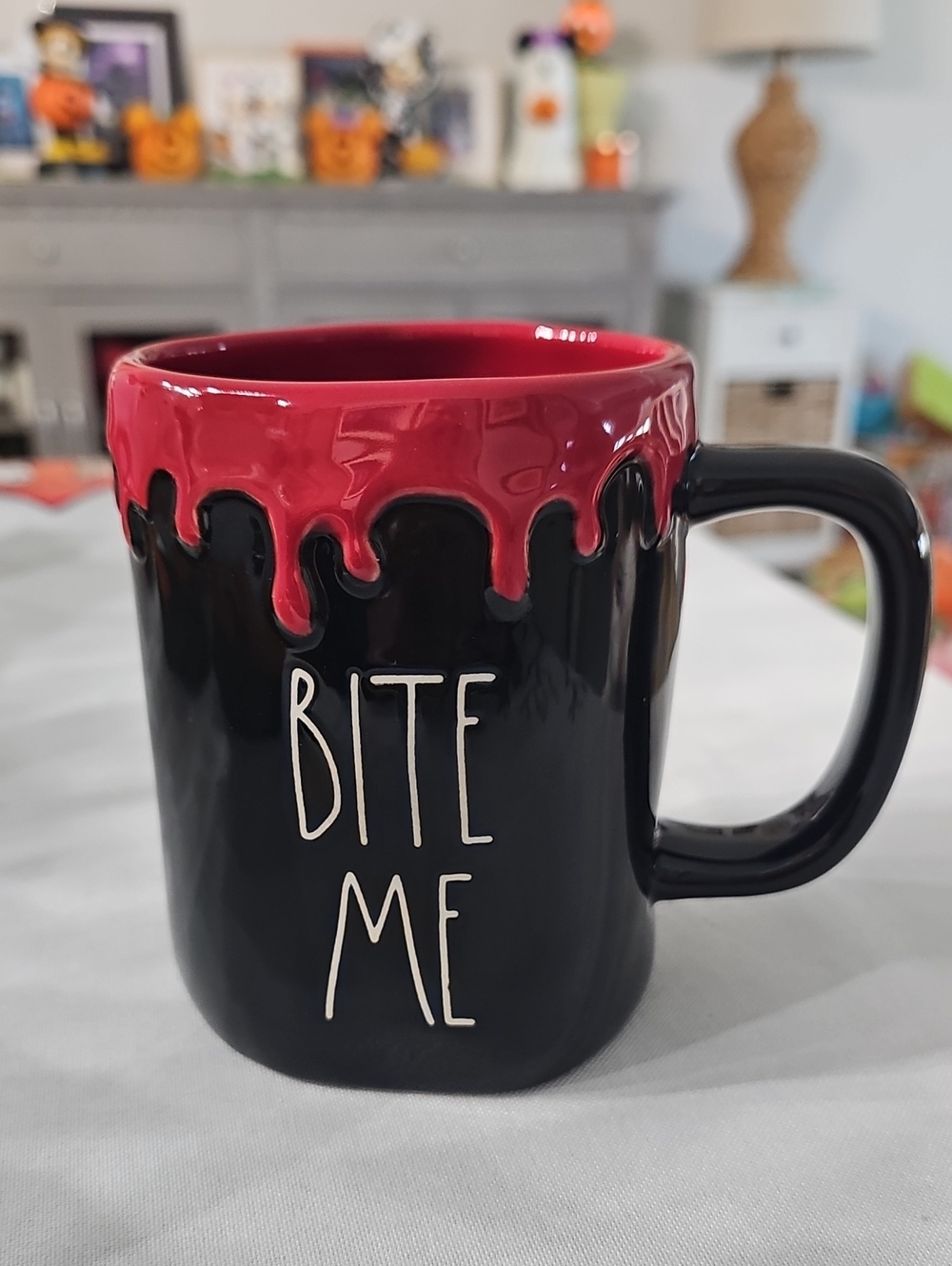 New! Rae Dunn Halloween Vampire Bite Me Coffee Mig